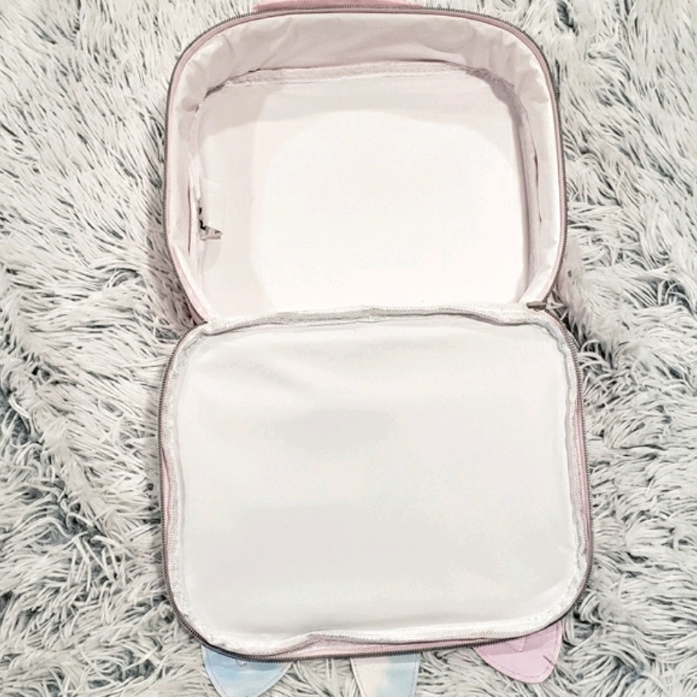 SOLD. Unicorn Backpack and lunchbox - Picture 6 of 9